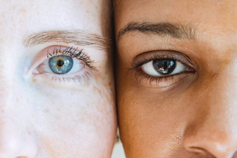 Augenbrauenlifting: Perfekte Form für deine Augenbrauen!