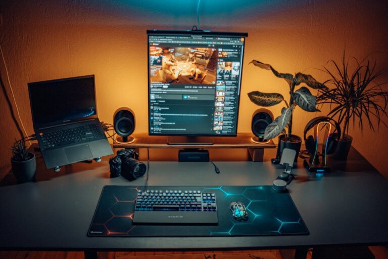 Büroeinrichtung im Homeoffice: Der richtige Schreibtisch für produktives Arbeiten